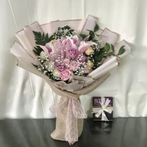 Karangan Buket Bunga Valentine Solo 1