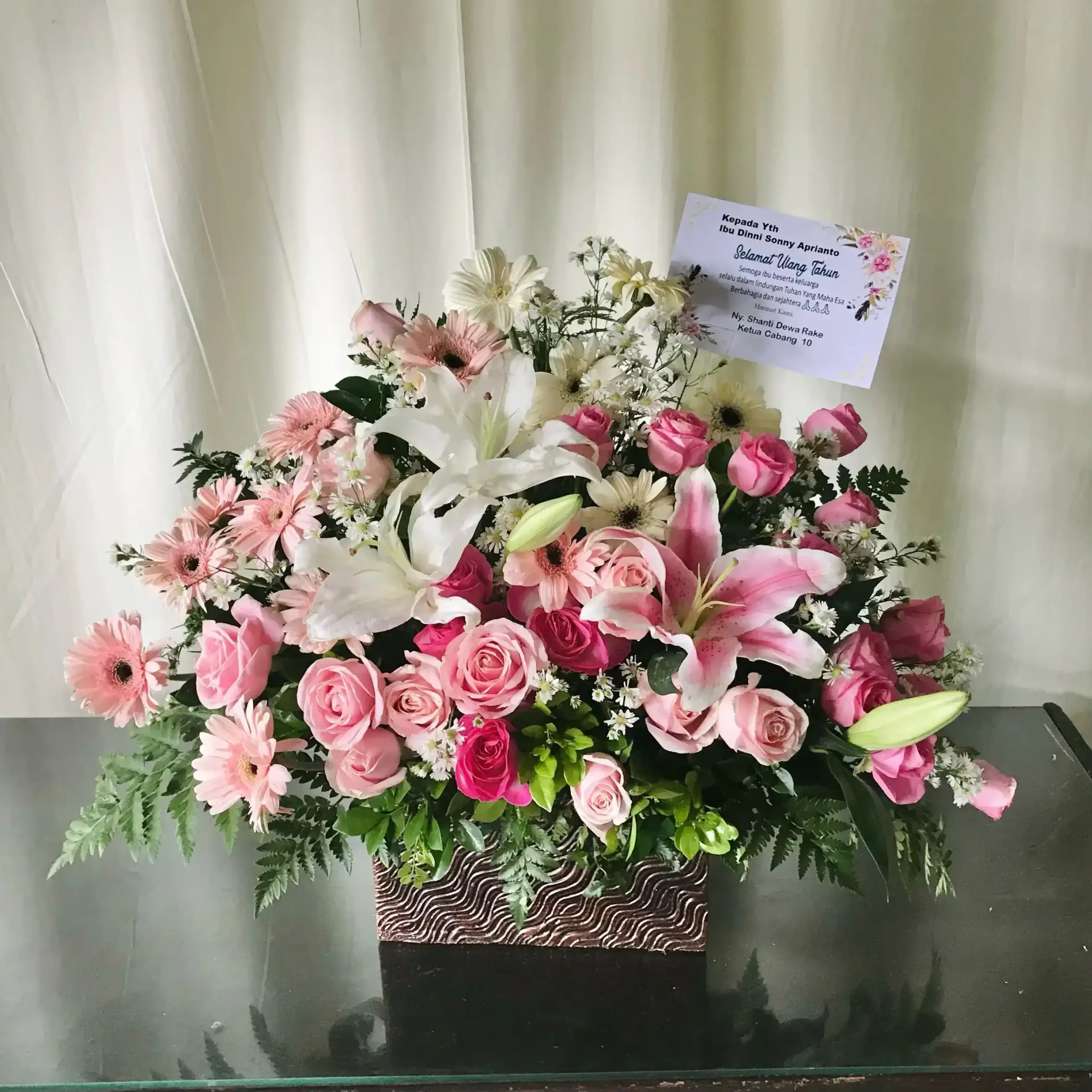 Karangan Bunga Meja Ulang Tahun Solo 1