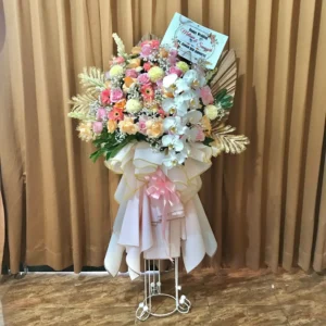 Karangan Standing Flower Wedding Solo 2